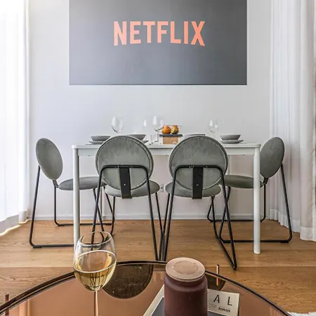 Apartamento Days - Garage Parking - Balcony - Stylish Praga
