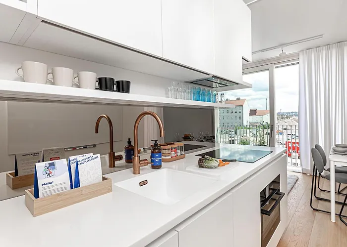 דירה Days - With Garage Parking And Balcony *